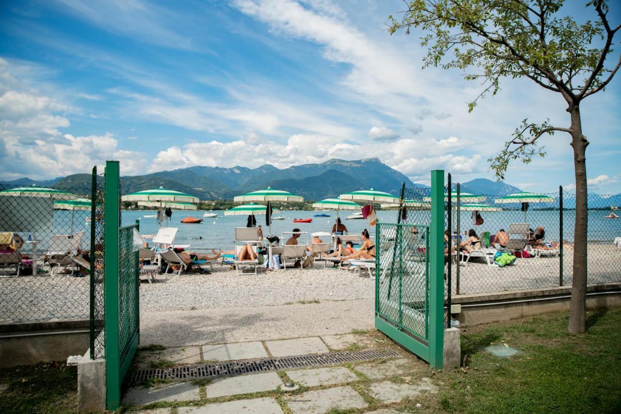 Albatross Mobile Homes On Camping Baia Verde Manerba del Garda Kültér fotó